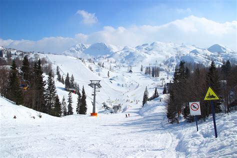 Ski Resorts in Slovenia, great skiing in the Slovenian alps