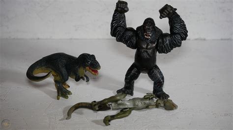 King Kong Vs V Rex Toy | Wow Blog