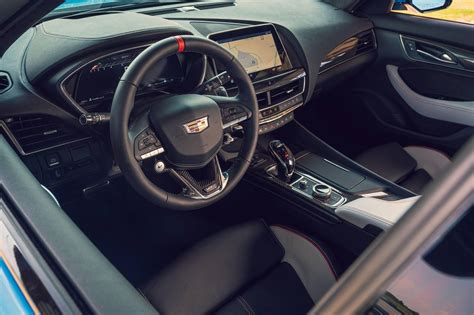 2022 Cadillac CT5-V Blackwing Review: Easy to Love - CNET