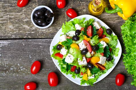 Photo Olive Tomatoes Food Plate Salads Vegetables