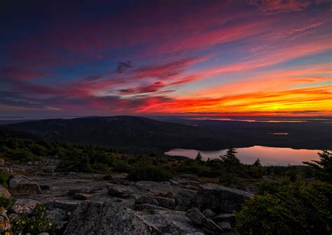 Expose Nature: Sunset from Cadillac Mountain - Acadia National Park in Bar Harbor ME [5148x3648][OC]