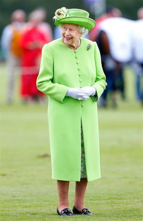 Royal Fashion Tributes to Queen Elizabeth | PS UK Fashion