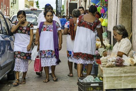 Where to find artisan-produced textiles in Mexico – Danielle Dorky