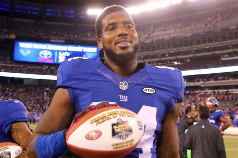 Larry Donnell 2024: dating, net worth, tattoos, smoking & body facts ...