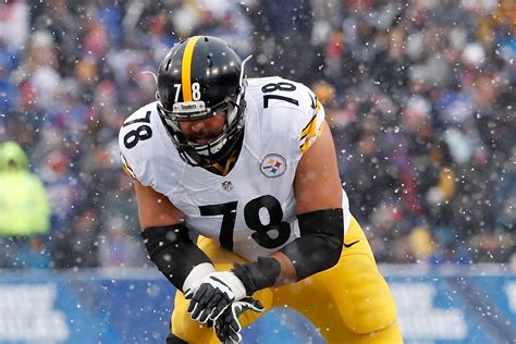 Details of Alejandro Villanueva’s 4-year contract with the Steelers starting to emerge - Behind ...