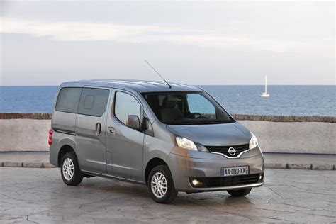 2011 Nissan NV200 Evalia - conceptcarz.com