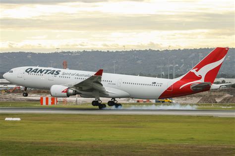 Two ex-Qantas A330-200s to be converted to KC-30 tanker transports for RAAF – AviationWA