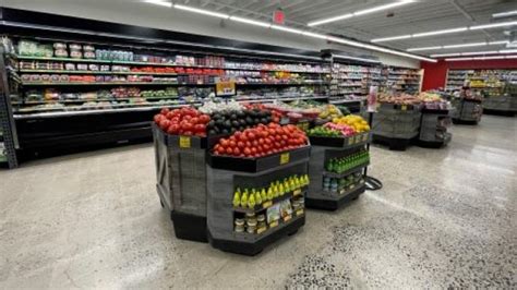 Why Grocery Outlet Is Focused on Fresh | Progressive Grocer