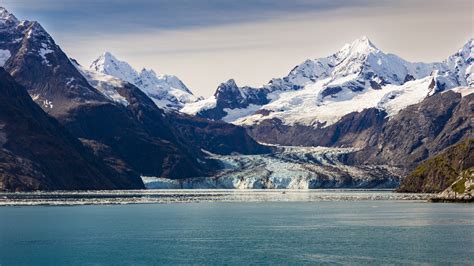 Expose Nature: Johns Hopkins Glacier, Glacier Bay, AK [OC] [5184x2916]