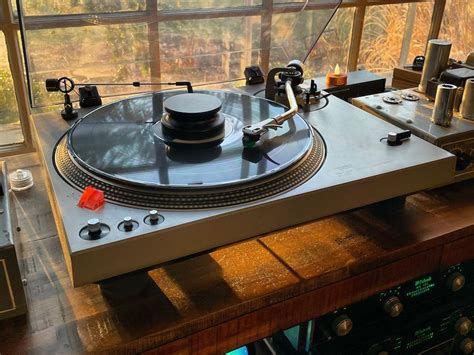 Should You Buy a Vintage Turntable? Five of the Best Worth Considering ...