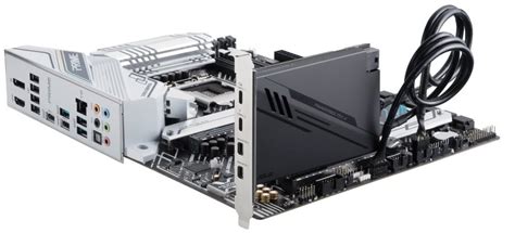 ASUS Reveals ThunderboltEX 4 Expansion Card, Dual Type-C & Mini-DP