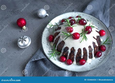 Christmas Pudding, Fruit Cake Stock Photo - Image of food, british: 132466426