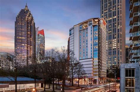 Hampton Inn & Suites Midtown | LPB Atlanta Architecture