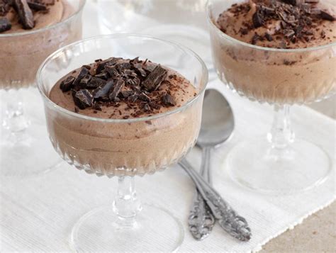 2-Ingredient Chocolate Mousse - Kosher.com