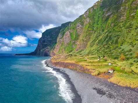 A Guide To Hiking In Flores, Azores - Wandering with a Dromomaniac