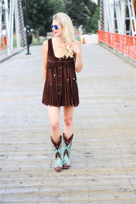 Calgary Stampede Outfit Ideas - Vintage Edition | Pursuing Pretty