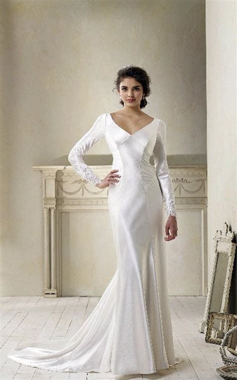 Bella Swan’s Wedding Dress Now On Sale - Weddbook