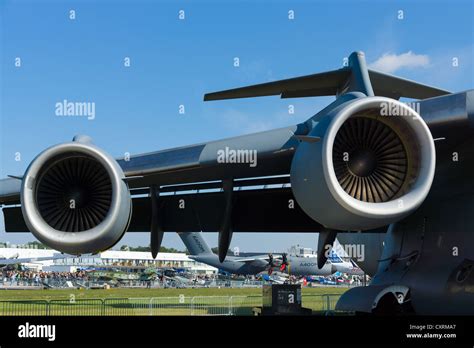 Engines Boeing C-17 Globemaster Stock Photo - Alamy