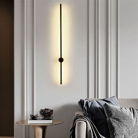 Modern Minimalist Long Strip LED Wall Sconce | Apliques de dormitorio ...