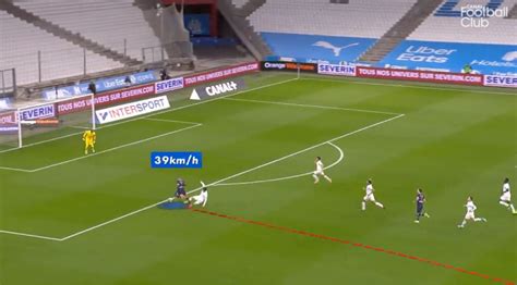 Video – Kylian Mbappe shows off insane speed as PSG turn defence into ...