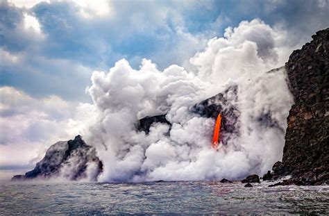 Hawaii Volcanoes National Park - Destination Parks