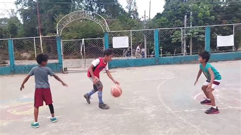 Mga batang mahilig maglaro ng basketball - YouTube