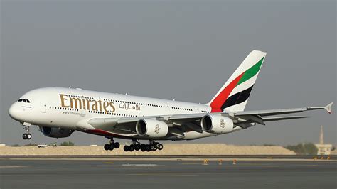 AeroSpace: Emirates Airbus A-380 First Class