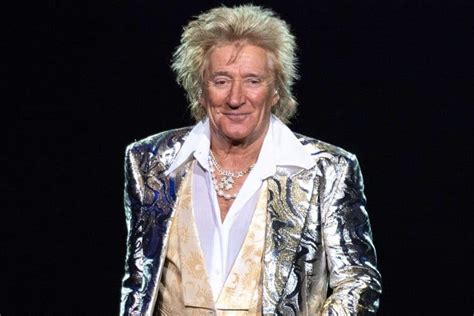 10 Best Rod Stewart Songs of All Time - Singersroom.com