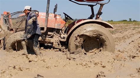 Tractor Stuck In Mud | Best Action Fail In Mud, Power Tractor In Mud, Agriculture Stuck