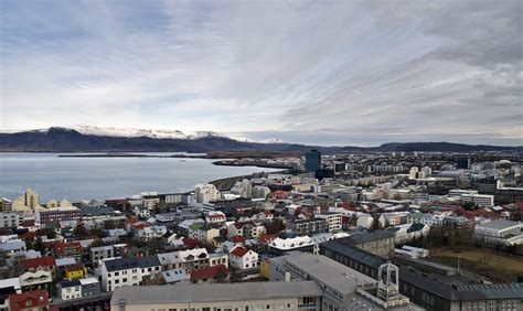 File:Reykjavik, Iceland, OCT 2009.jpg - Wikimedia Commons