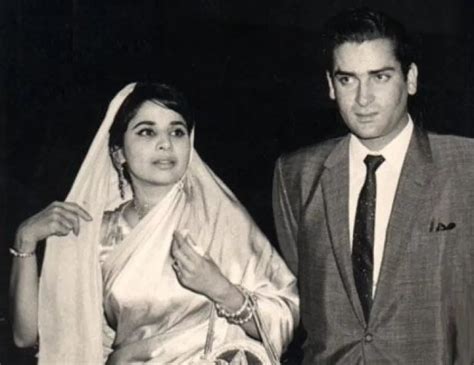 From Prithviraj Kapoor's Wife, Rama To Rajiv Kapoor's Wife, Aarti, 10 Kapoor Sons And Their Wives