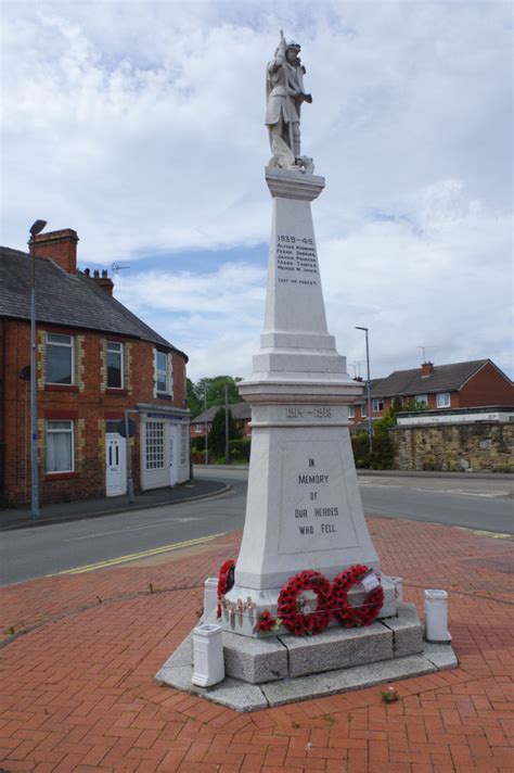 Johnstown War Memorial © Stephen McKay cc-by-sa/2.0 :: Geograph Britain ...