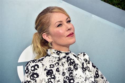Christina Applegate Remembers 'Lying My Ass Off' After Having A Mastectomy | HuffPost Entertainment