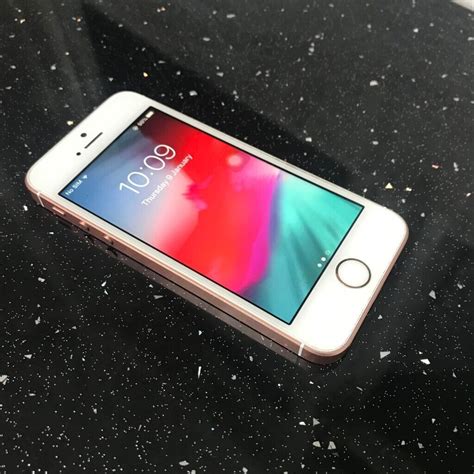 Apple iPhone SE 64GB White Unlocked | in Norbury, London | Gumtree