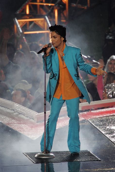 Performing at the Super Bowl XLI halftime show in 2007. | Prince's Iconic Style | POPSUGAR ...