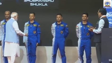 Gaganyaan mission: PM Modi announces names of 4 astronauts, netizens ...