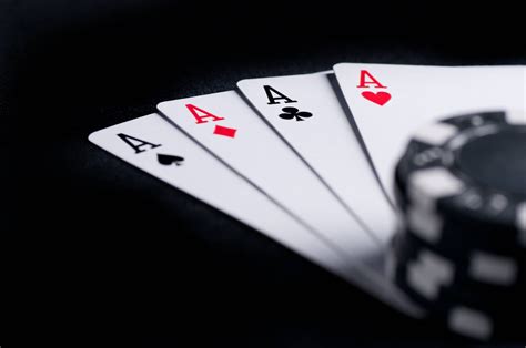 3840x2550 hd 4k full hd wallpaper | Poker chips, Poker cards, Poker