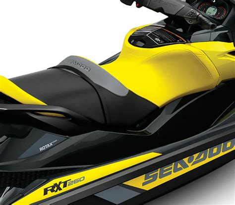 2016 Sea-Doo RXT 260 Review - Personal Watercraft