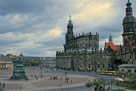 10 Top Tourist Attractions in Dresden (with Map & Photos) - Touropia