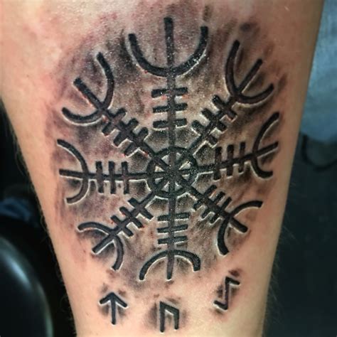 Helm of Awe tattoo with the Norse runes Teiwaz, Uruz, and Eihwaz. | Tattoo | Pinterest