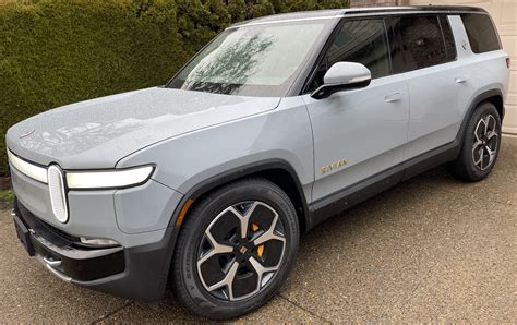 2022 Rivian R1S Launch Edition - Find My Electric