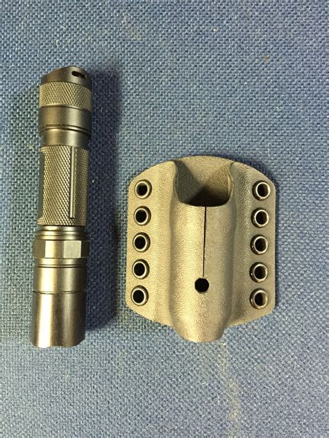 Kydex flashlight holster 2 | Kydex holster, Custom leather holsters, Kydex