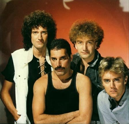 Queen: the band that set the stage – The Explorer