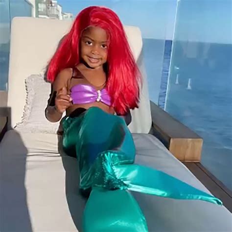 Gabrielle Union's daughter Kaavia is the cutest Ariel in 'Little ...