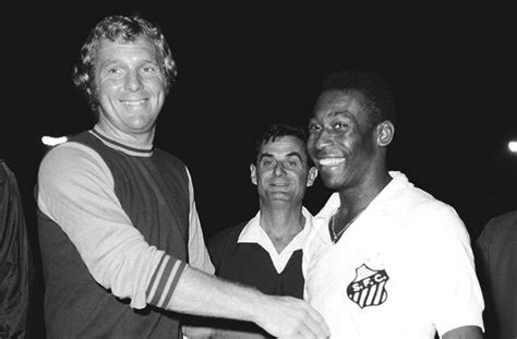 No Santos Player Will Wear Pelé's No. 10 Until the Club Returns to ...