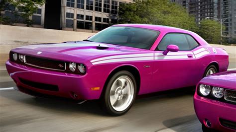 Crooks steal rare pink Dodge Challenger muscle car | Fox News