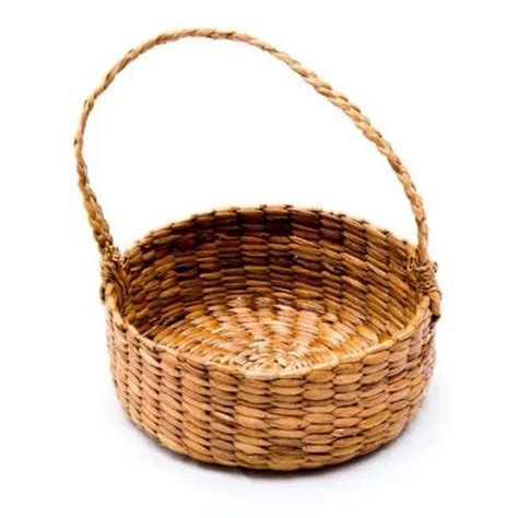 Brown Asama Small Wicker Gift Hamper Basket at Rs 140/piece in ...