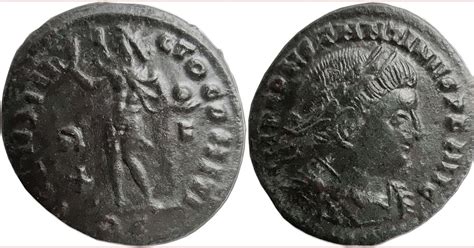 Follis: coin of Roman Empire (III-IV centuries)