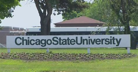 Chicago State University weighs adding football program - CBS Chicago