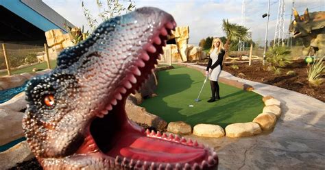 Inside DinoFalls - Manchester's new dinosaur-themed golf course - Manchester Evening News